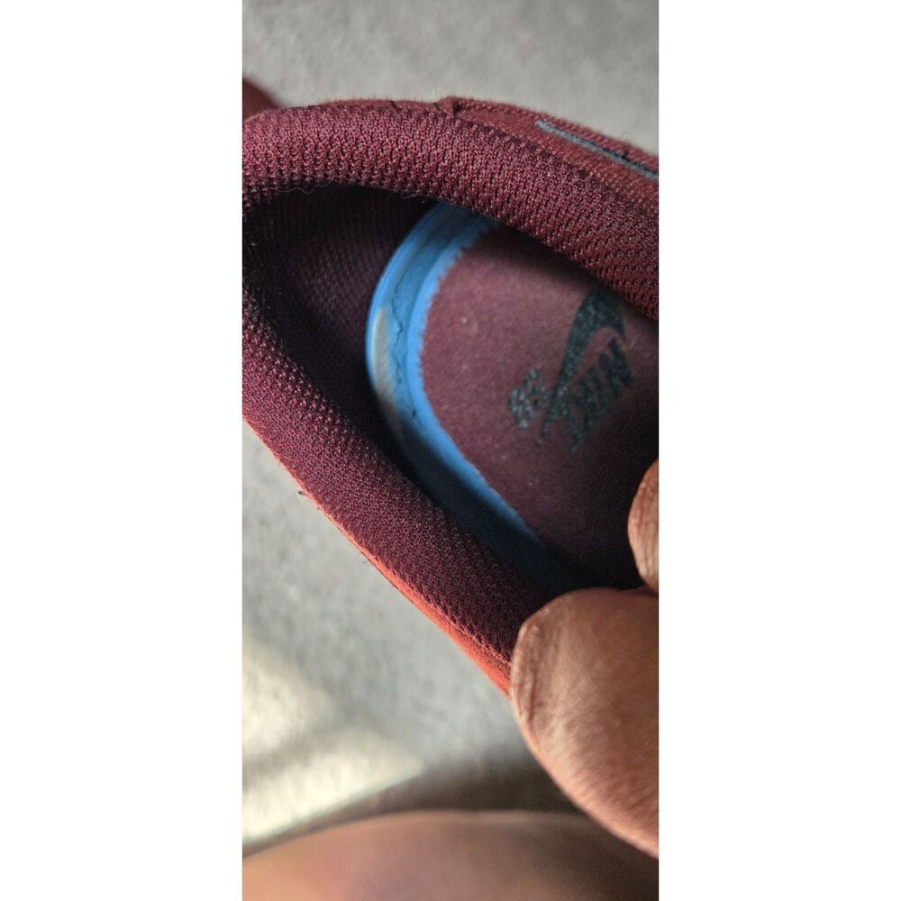 Nike Sb Check Solarsoft Sneakers View 4